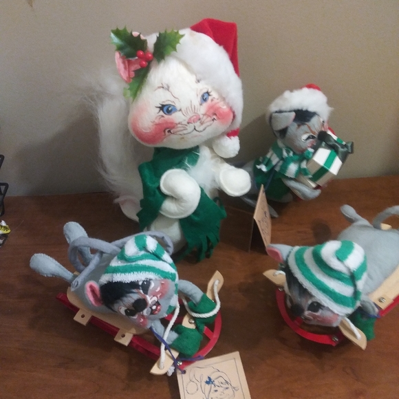 Annalee dolls